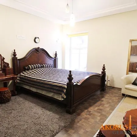 Luxury In Downtown Central דירה *