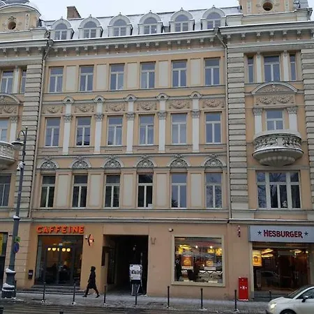Luxury In Downtown Central